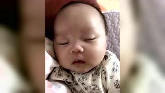 国产萌宝宝视频,童真瞬间，萌化人心